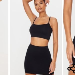 ❤️NWT Black Skirt🌹